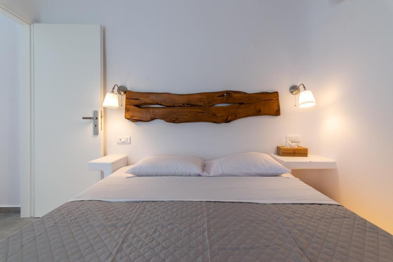 Miramare Suites Mykonos Merchia Beach Экстерьер фото