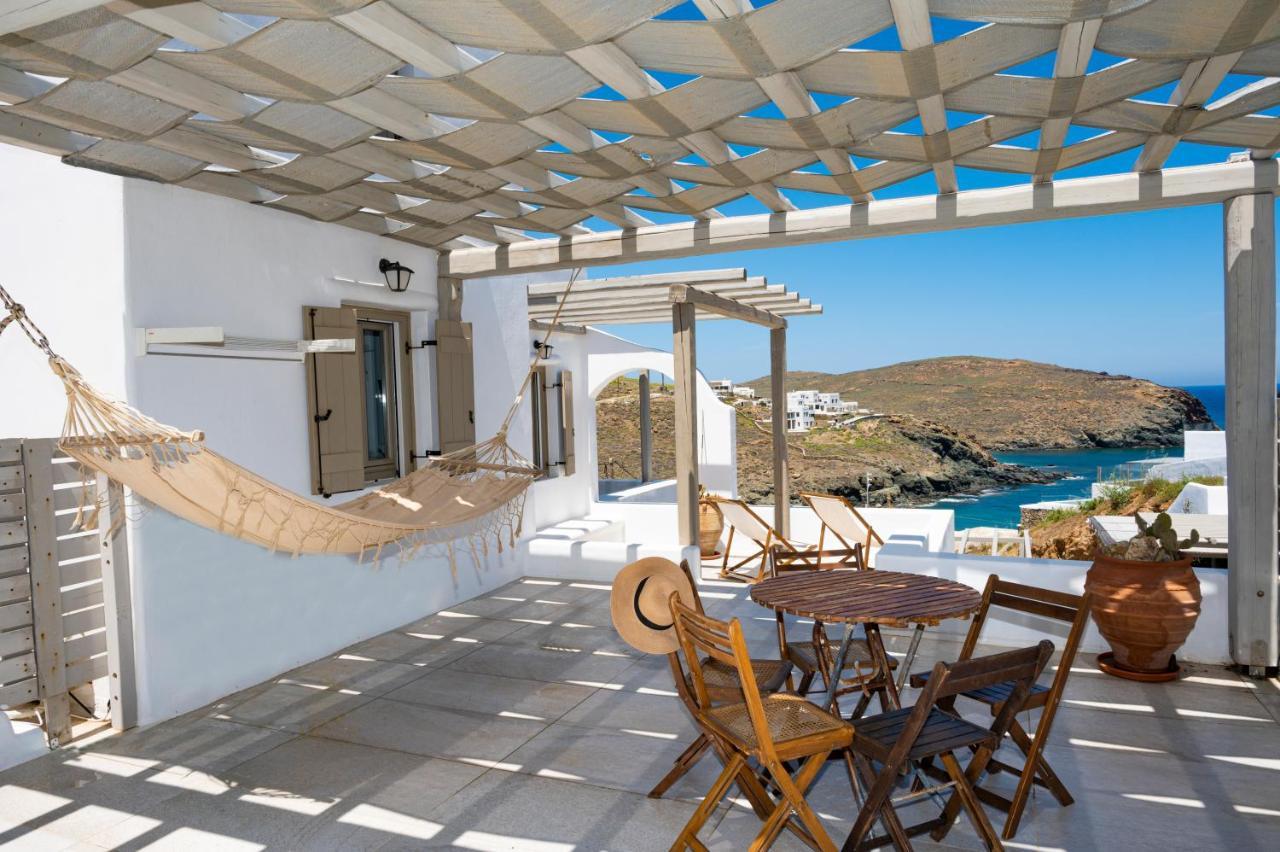 Miramare Suites Mykonos Merchia Beach Экстерьер фото