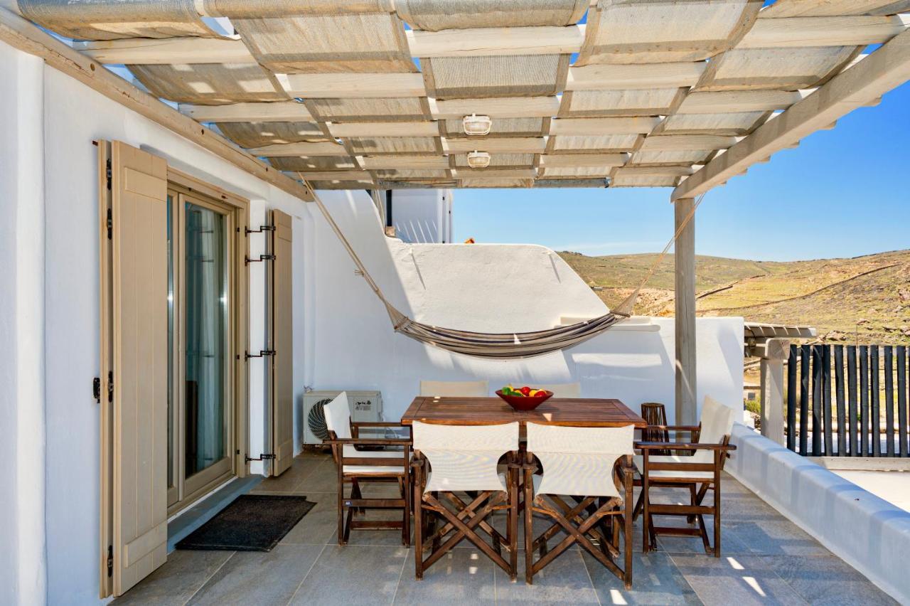 Miramare Suites Mykonos Merchia Beach Экстерьер фото